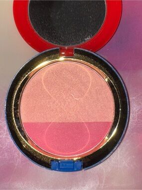 MAC Mighty Aphrodite-Wonder Woman collection